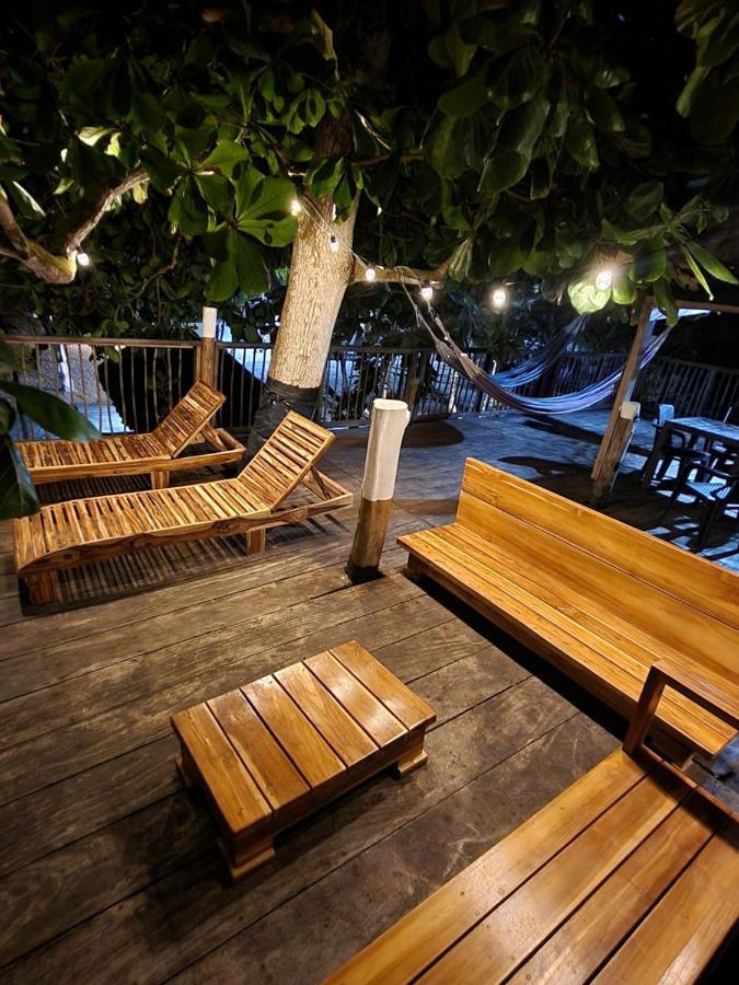 El Almendron Beach Hostel Guachaca Esterno foto