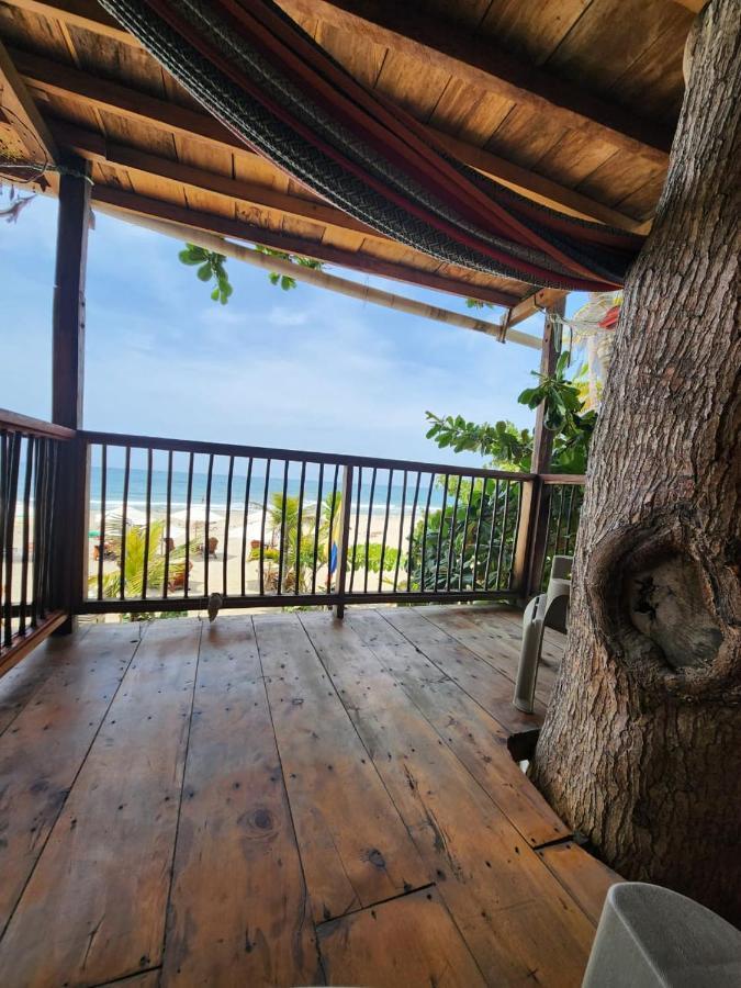 El Almendron Beach Hostel Guachaca Esterno foto